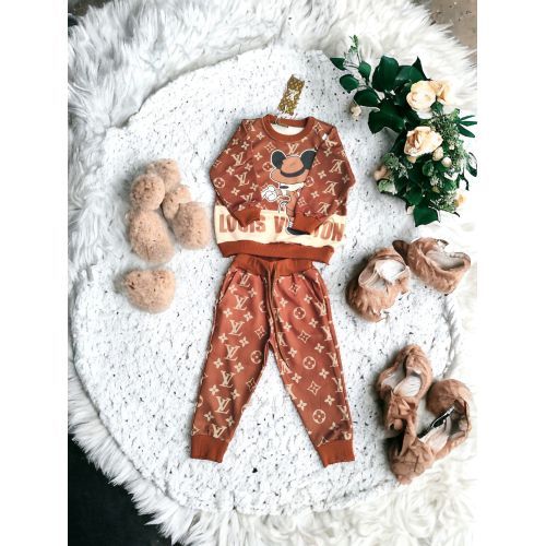 Dijital Karakter Baskili Cepli Takimlar (Louis Vitton)