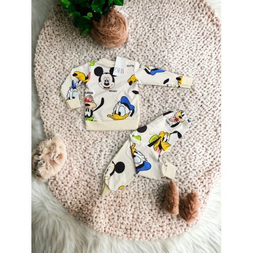 Dijital Karakter Baskili Cepsiz Takimlar (Donalt)