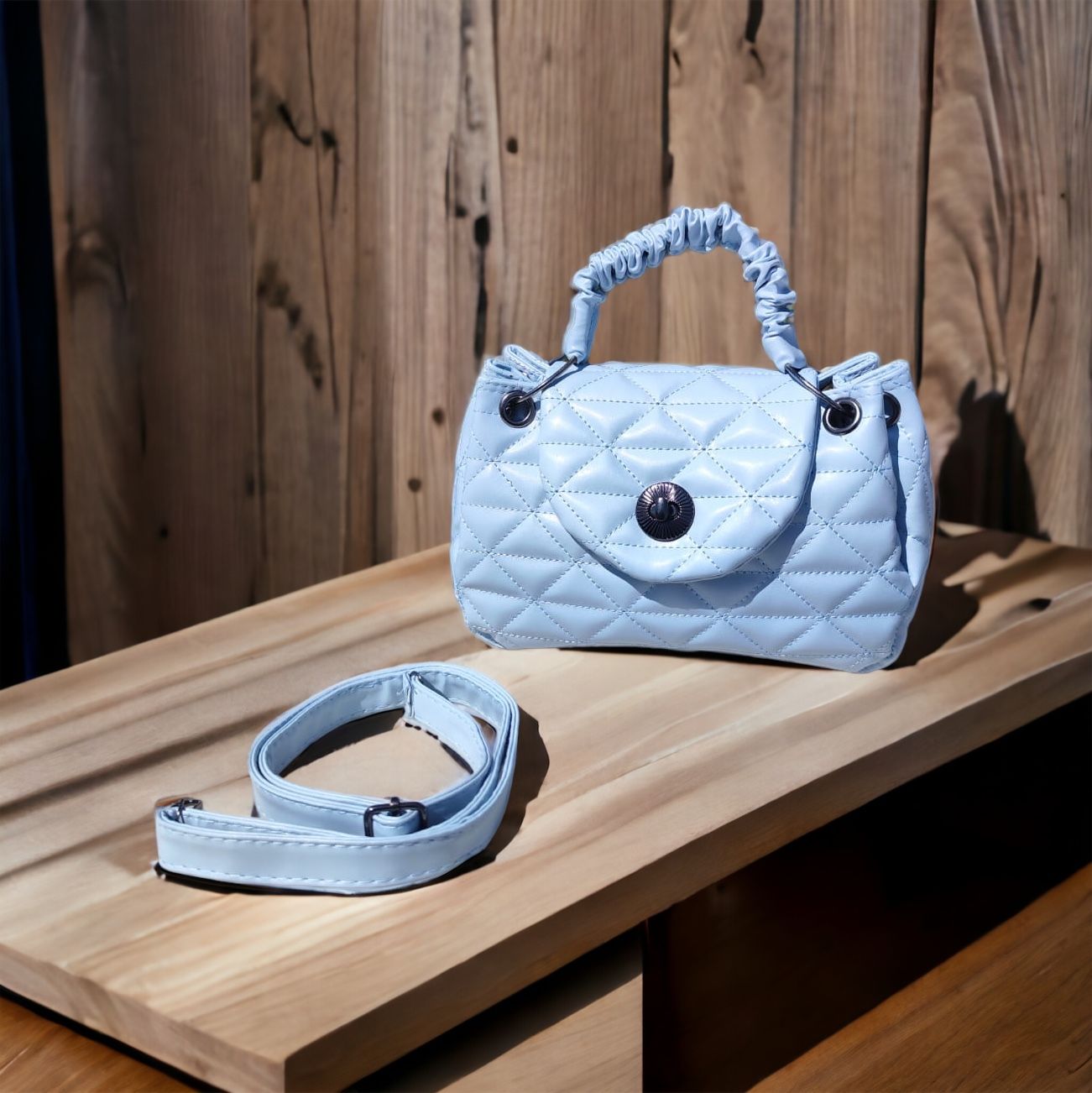 Baklava Desenli Büzgürlü Tutamaç Detaylı El ve Omuz Çantası