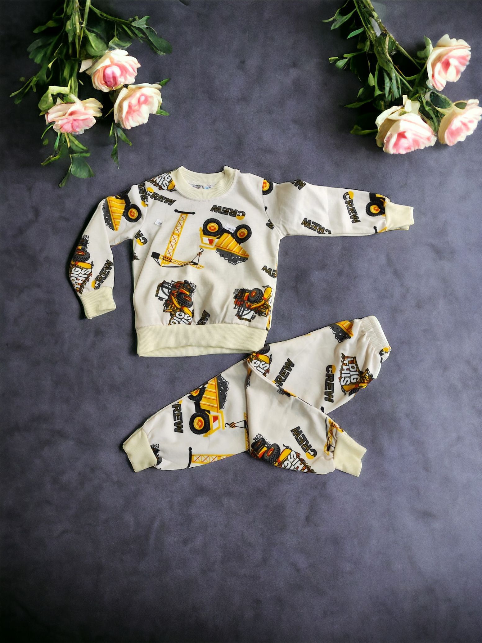 Dijital Karakter Baskili Cepsiz Pijama Takimlar (Dözer)