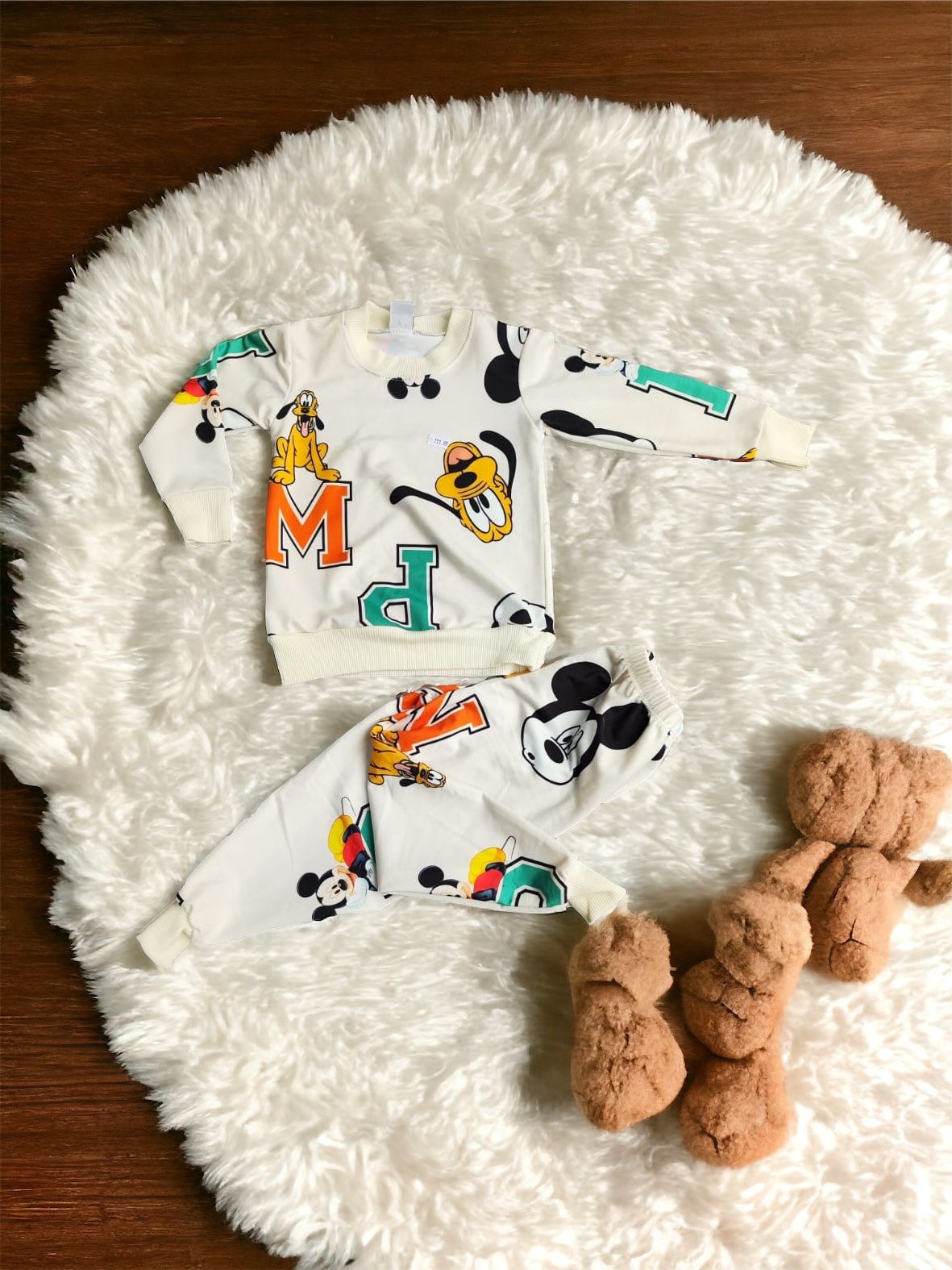 Dijital Karakter Baskili Cepsiz Takimlar (Pw)